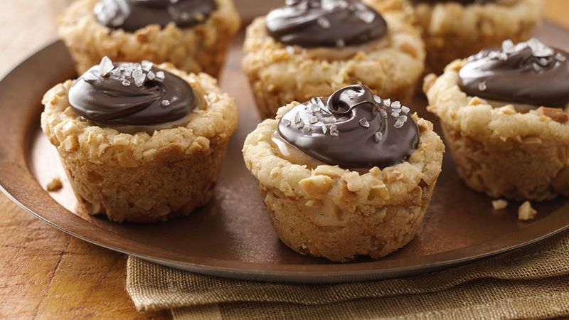 Salted Caramel-Cashew Cookie Tarts