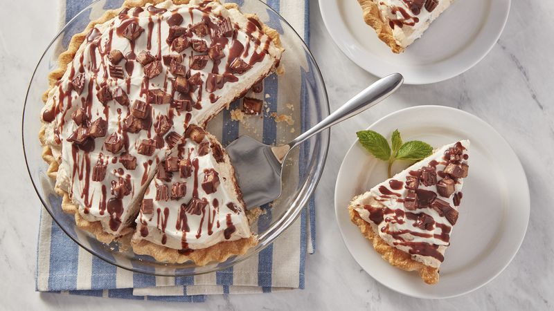 REESE’S Peanut Butter Pie