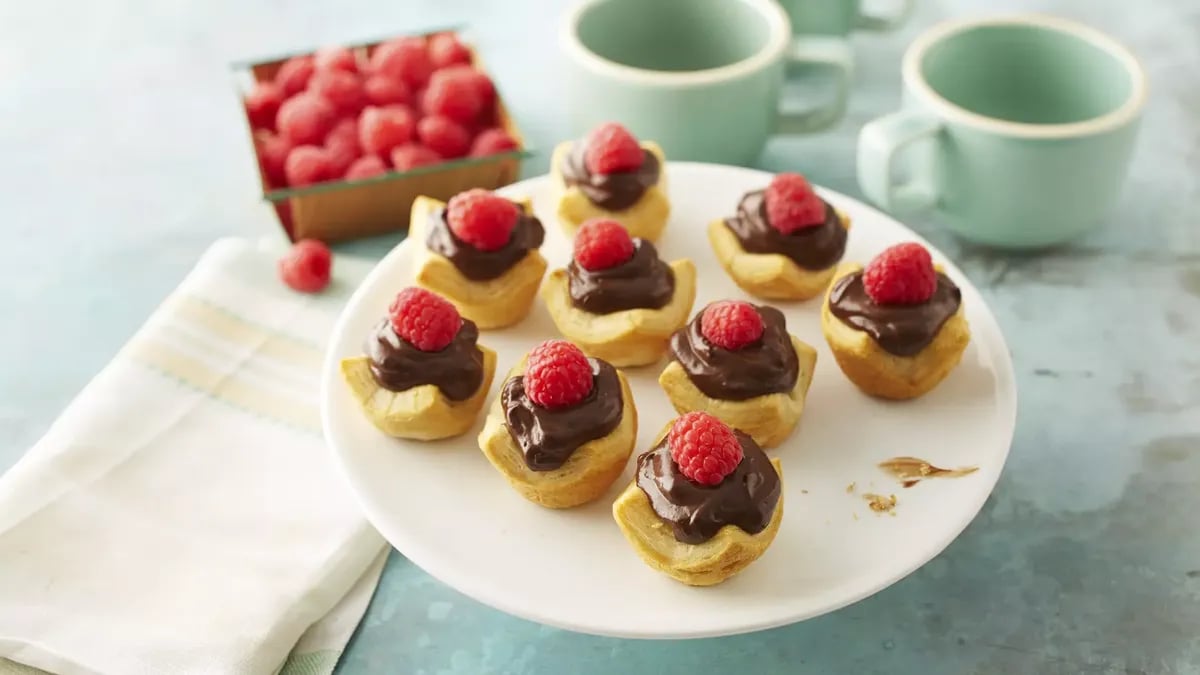 Mini Avocado Chocolate Mousse Crescent Pies