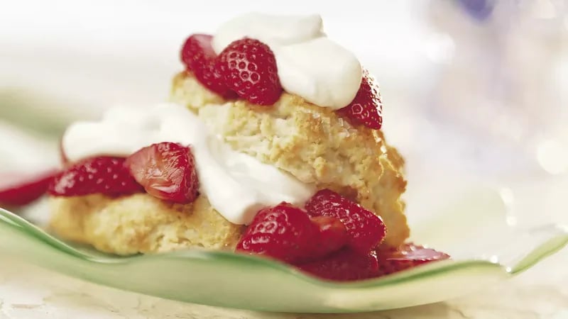 Big-Batch Strawberry Shortcakes