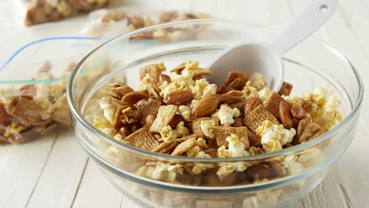 Glazed Cinnamon and Popcorn Snack Mix