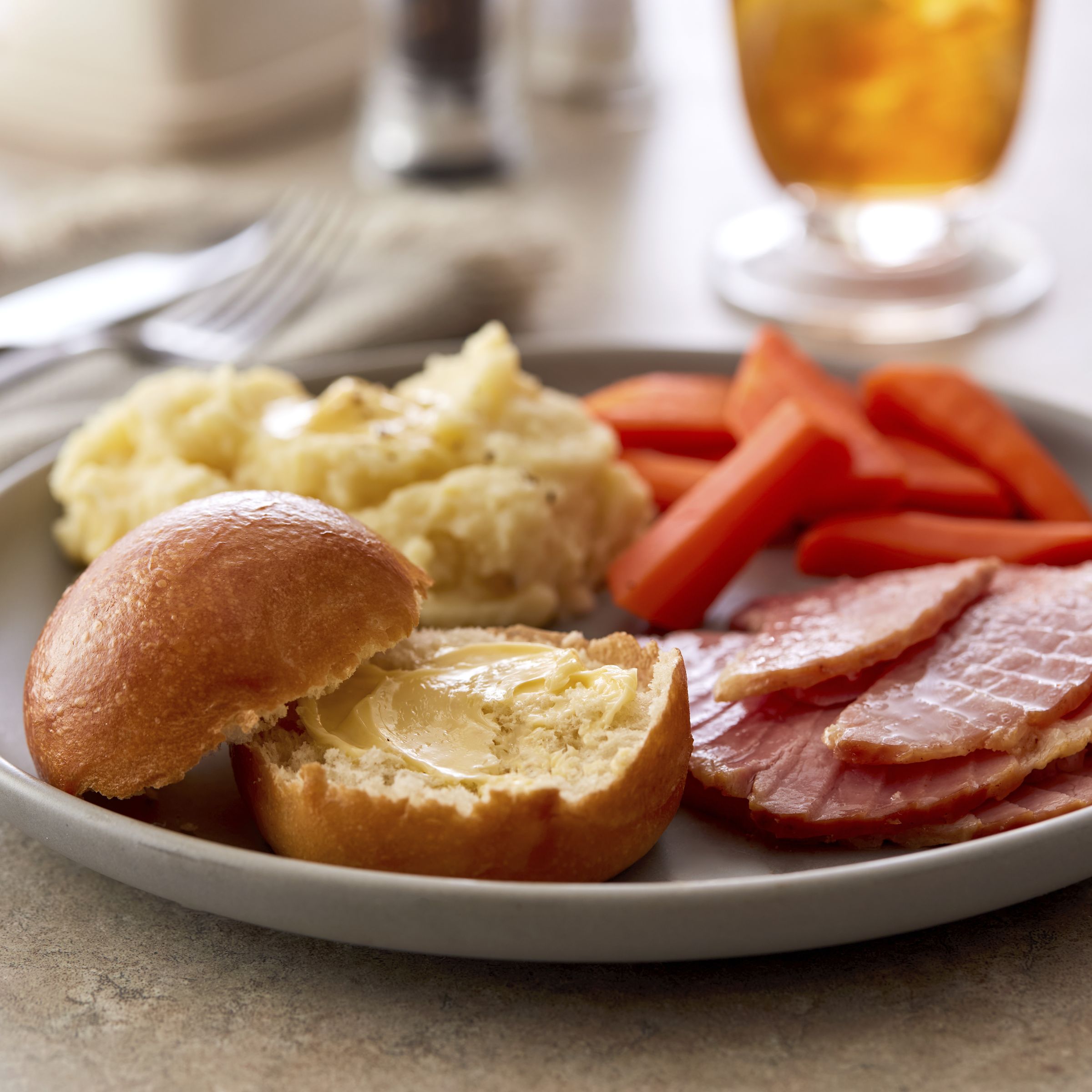  Styled Pillsbury Frozen Dinner Roll Dough Bulk White 288/1.5 OZ