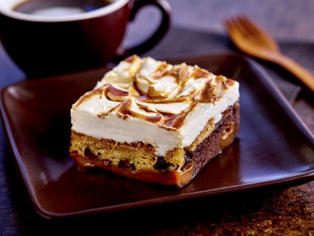 Salted Caramel Cheesecake Bars