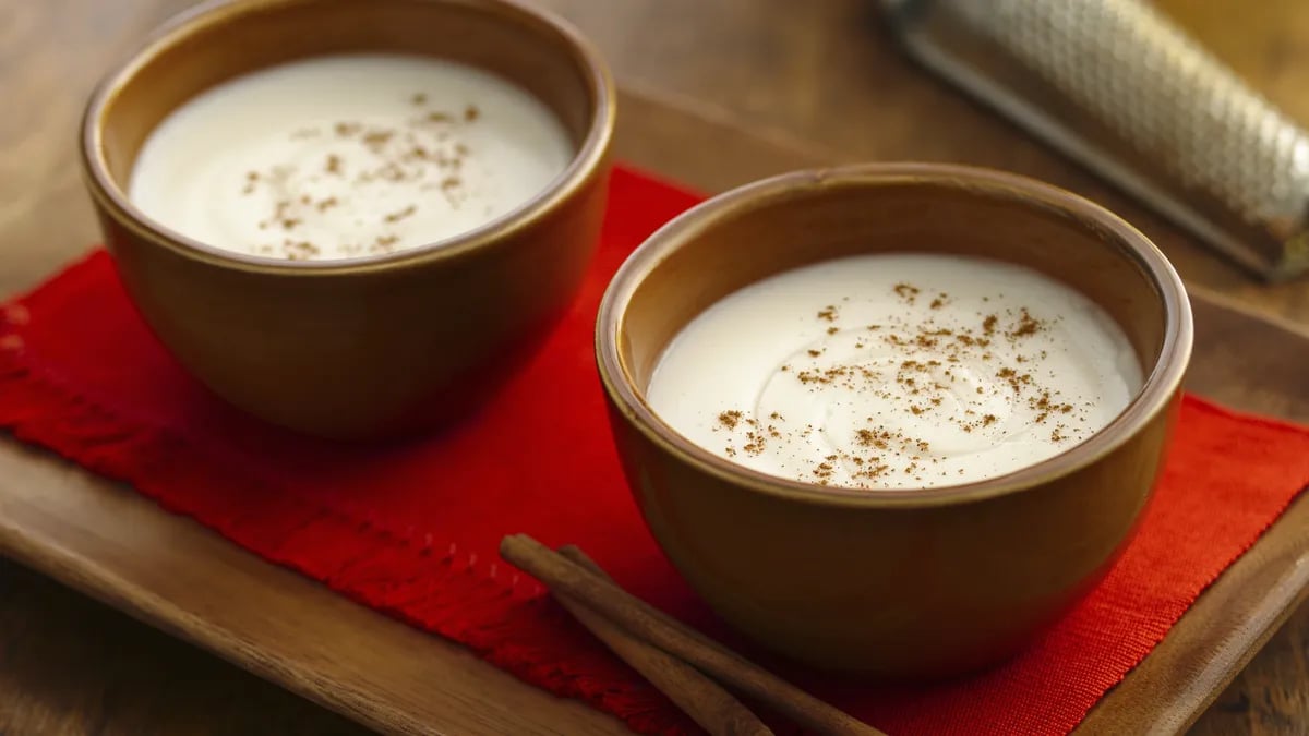 Tembleque (Coconut Dessert)