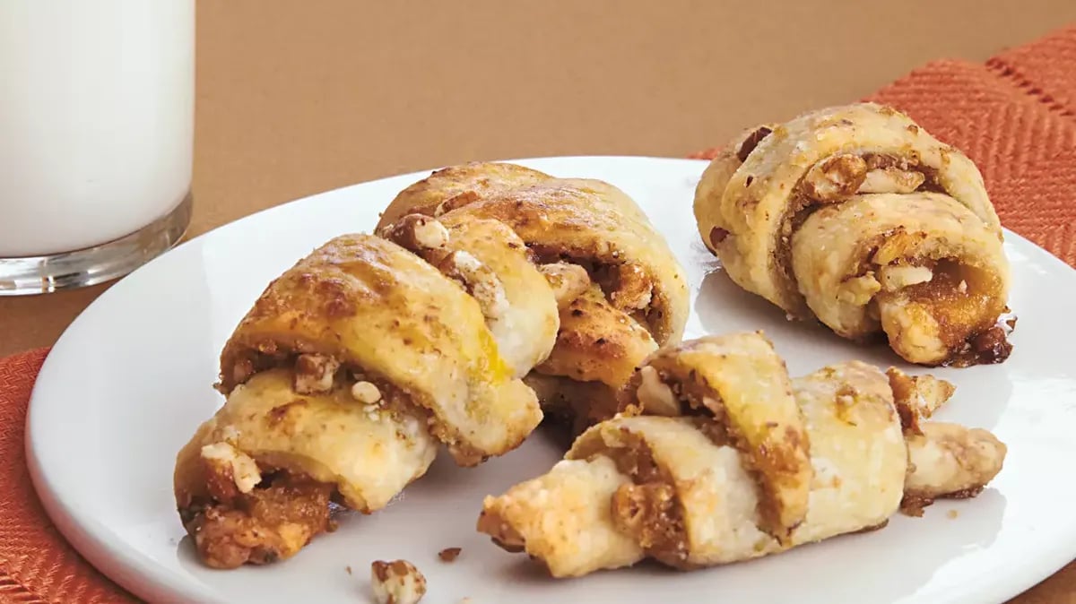 Pecan Crescent Cookies