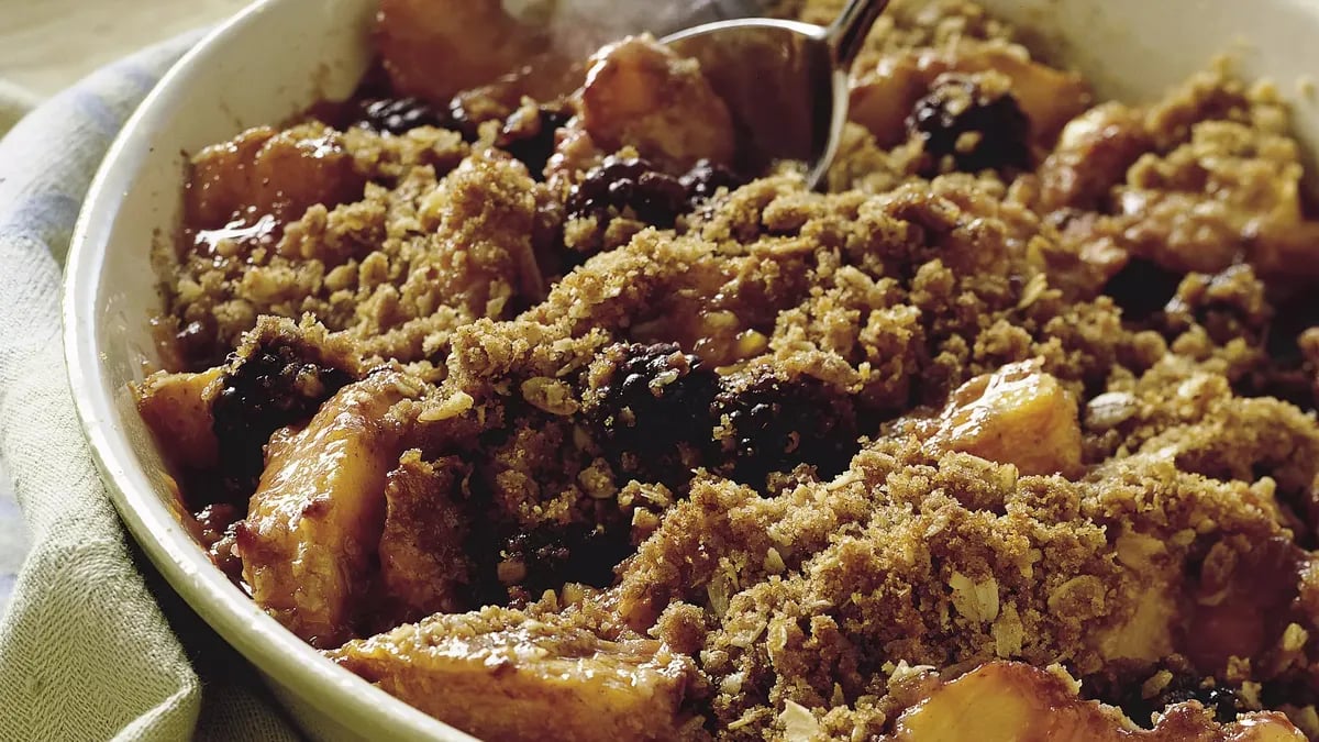 Blackberry Peach Crisp