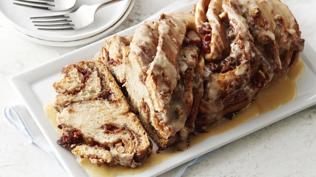 Bacon-Cinnamon Breakfast Twist