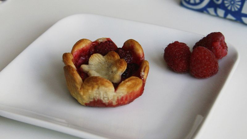 Flower-Shaped Raspberry-White Chocolate Mini Pies