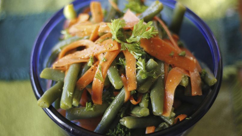 Green Beans with Carrots and Lemon Dressing