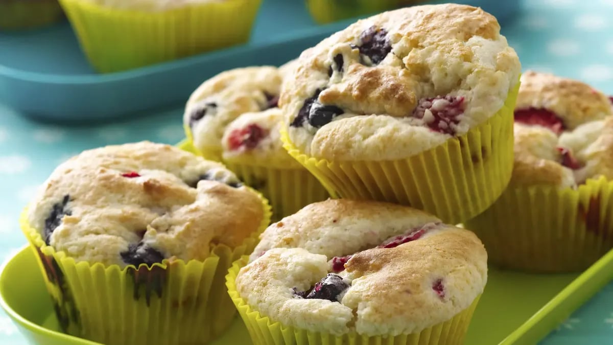 Berry Shortcake Muffins