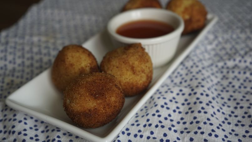 Fried Cassava Balls with Cheese