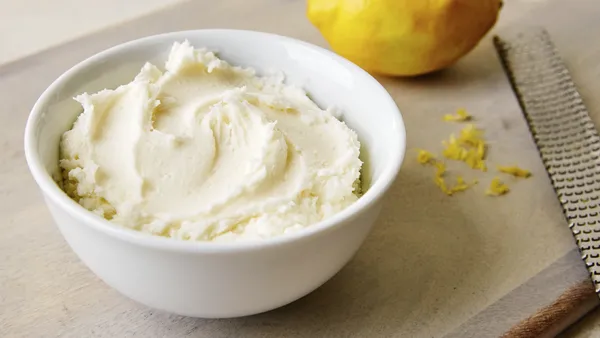 Lemon Buttercream Frosting