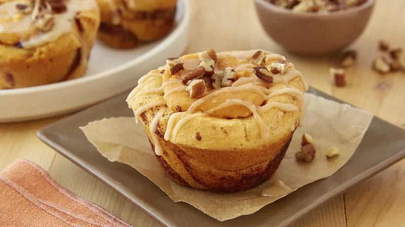 Pumpkin Cheesecake Cinnamon Roll Cups