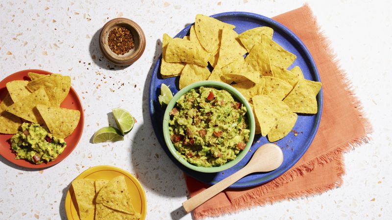 Quick & Easy Mexican-Inspired Homemade Avocado Guacamole | Mezco Foods
