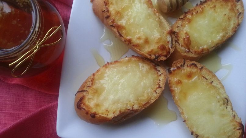 Gruyere Cheese Crostini with Honey