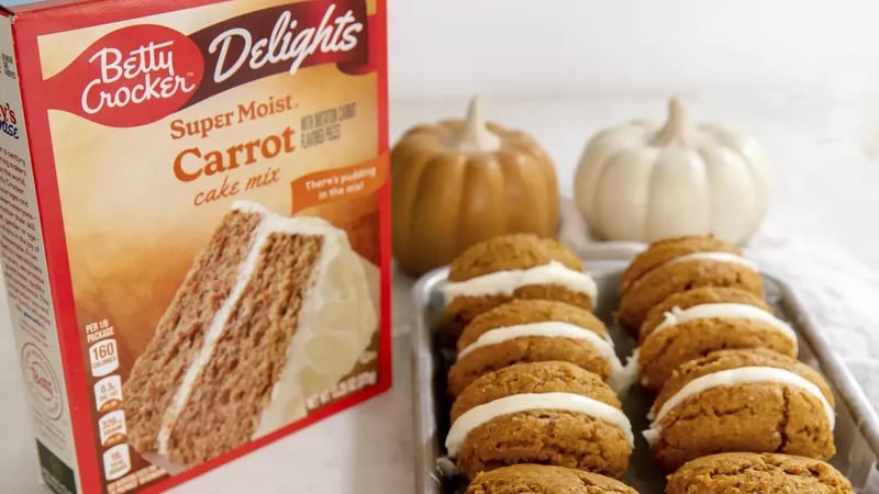 Cake Mix Carrot Pumpkin Cookie Sandwiches