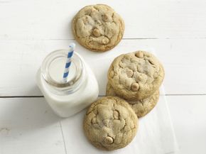 Rich Peanut Butter Cookies | Gold Medal Flour US