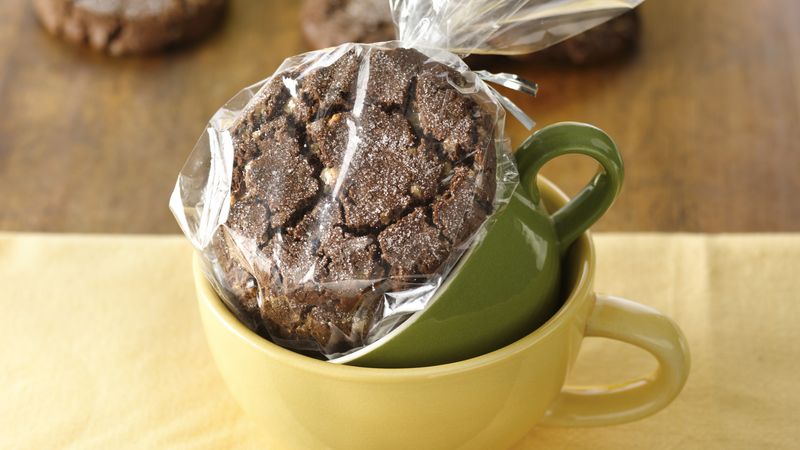 Chocolate Toffee Crinkle Cookies