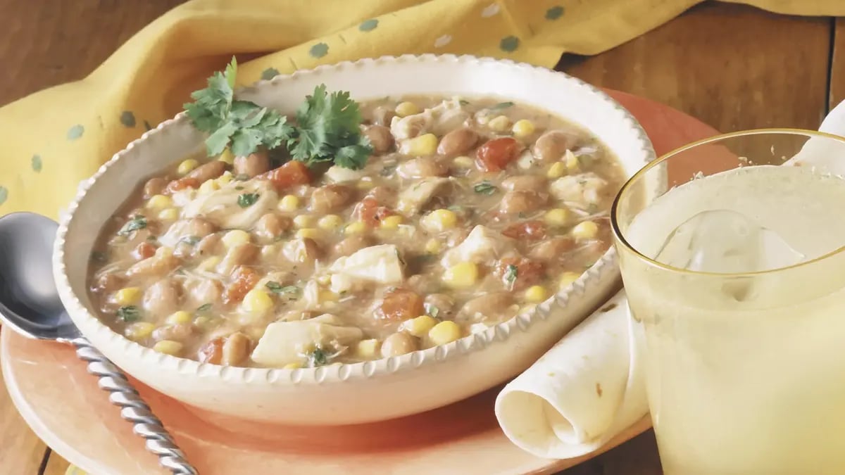 Southwestern Chicken and Bean Stew