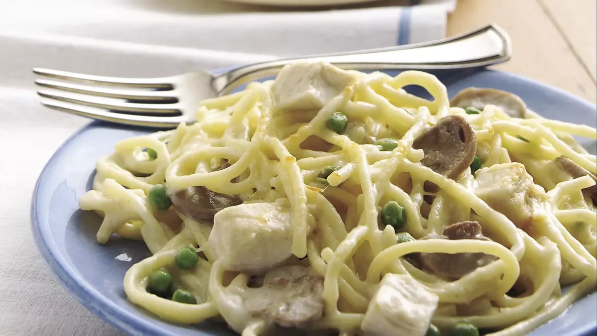 Chicken Tetrazzini with Peas