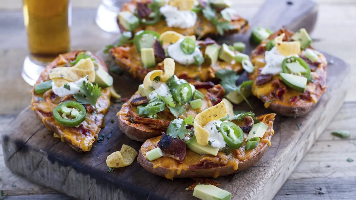 Slow-Cooker Chicken Chili-Stuffed Sweet Potatoes