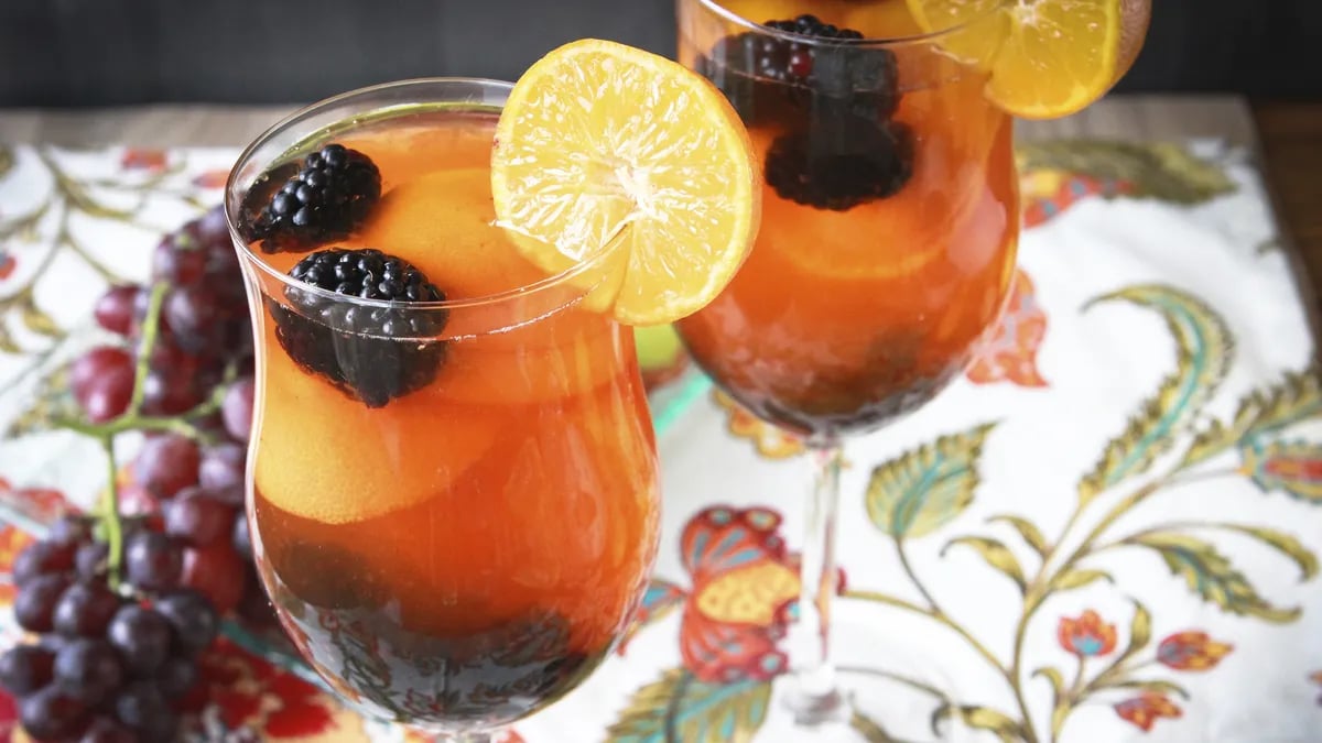 Clementine Blackberry Sangria