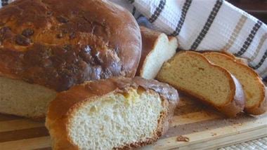 Pan De Jamon, Venezuelan Christmas Bread Recipe - ChainBaker