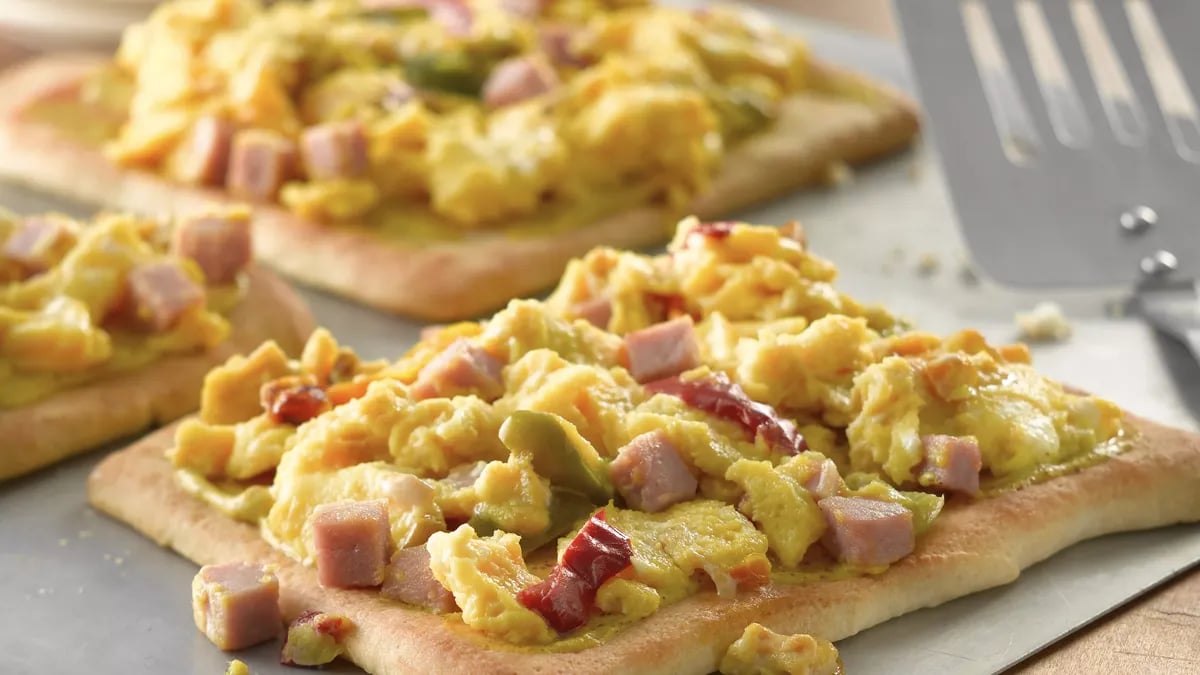 Denver Scrambled Egg Pizza