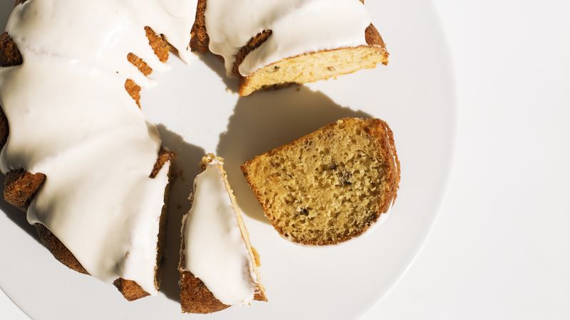 Maple-Pecan Cake Recipe | Betty Crocker