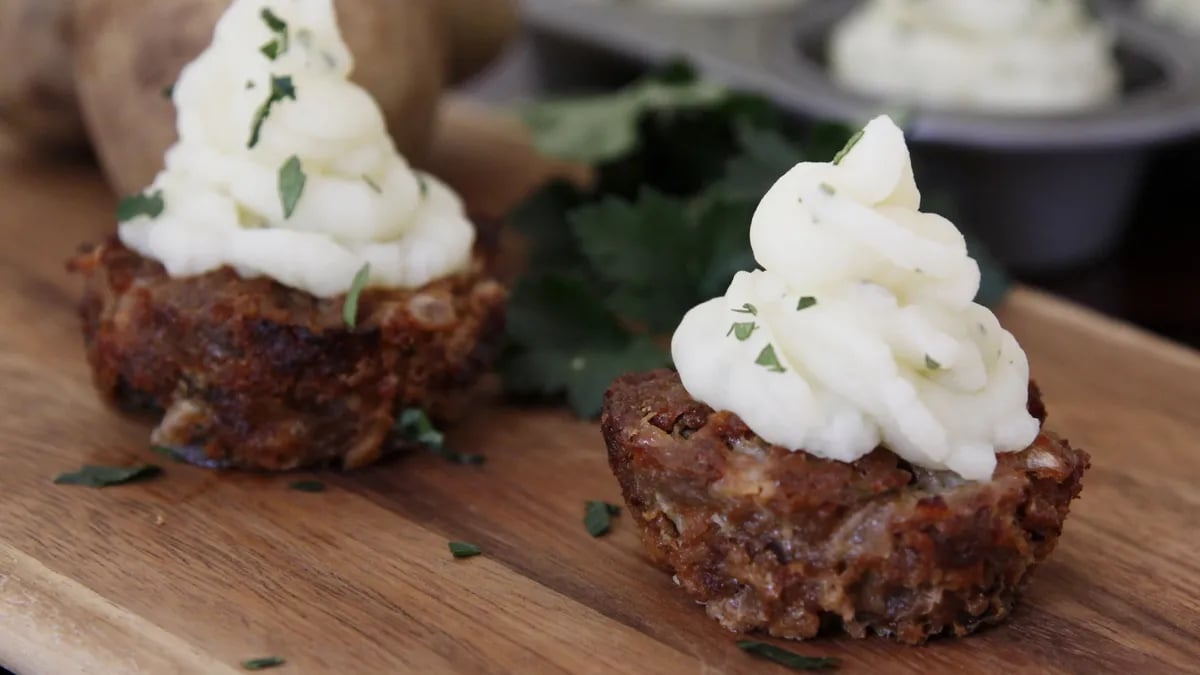 Meatloaf Cupcakes with Mashed Potato Icing