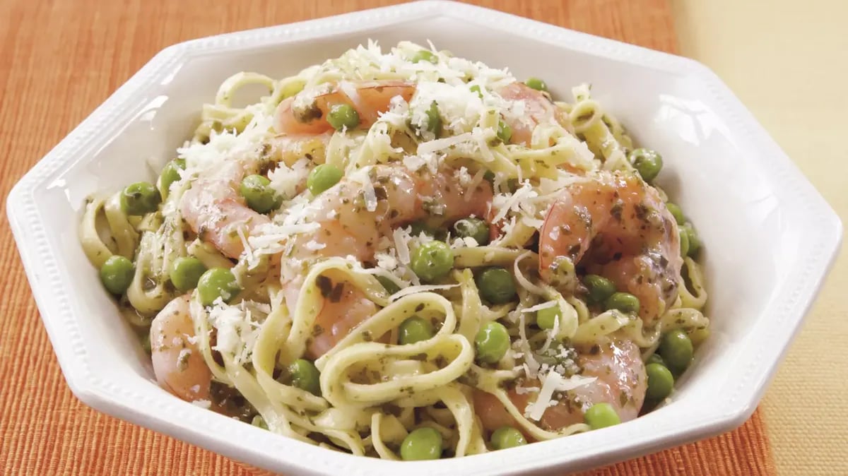 Shrimp, Peas and Pesto Pasta