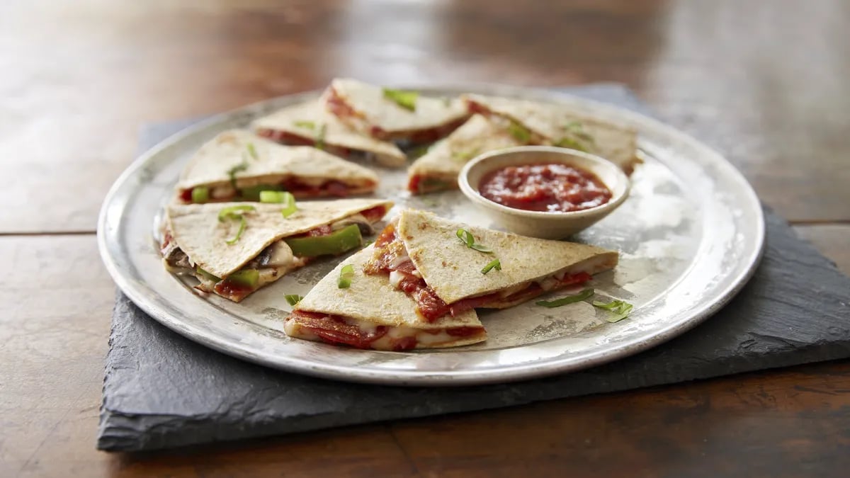 Vegetables Pizza Quesadilla