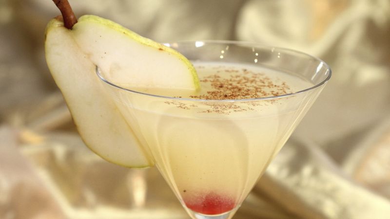 Elegant Spiced Pear Martini
