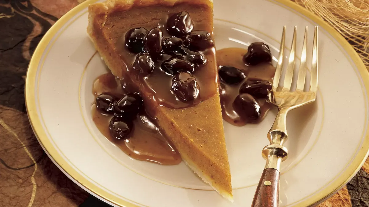 Pumpkin Tart with Caramel Rum-Raisin Sauce