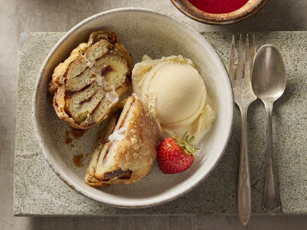 Cinnamon Roll Egg Rolls