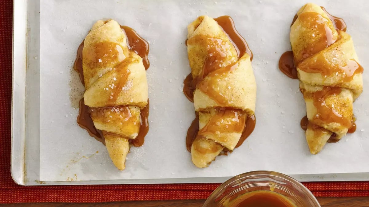 Salted Caramel Pumpkin Pie Crescents