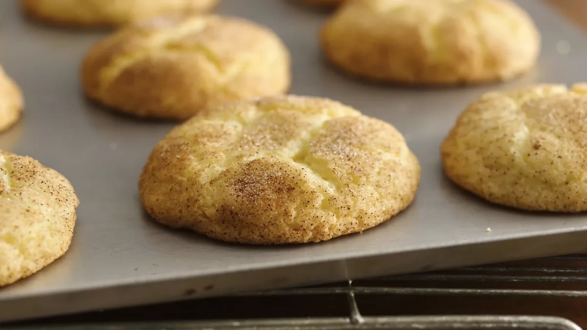 Gluten-Free Bisquick™ Snickerdoodles