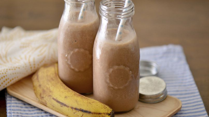 Peanut Butter, Banana and Cocoa Smoothie