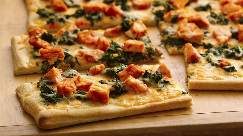 Spicy Chicken and Spinach Pizza