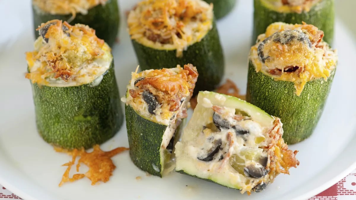 Pizza-Stuffed Zucchini Cups