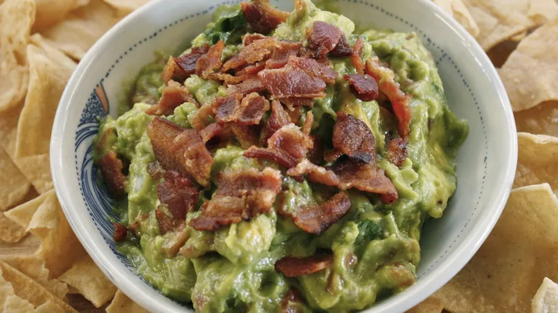 Bacon Avocado Tomato (BAT) Guacamole