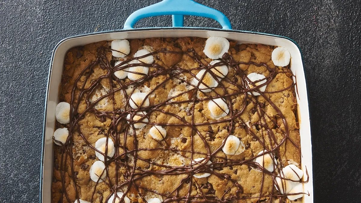 Peanut Butter S’mores Cookie Bars