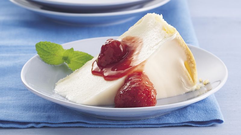 Italian Cream Pie with Strawberry Sauce