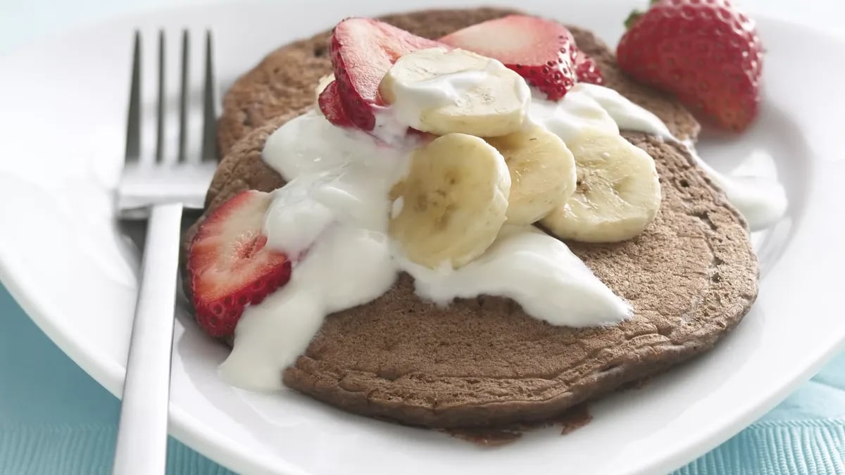 Chocolate Pancakes with Strawberries