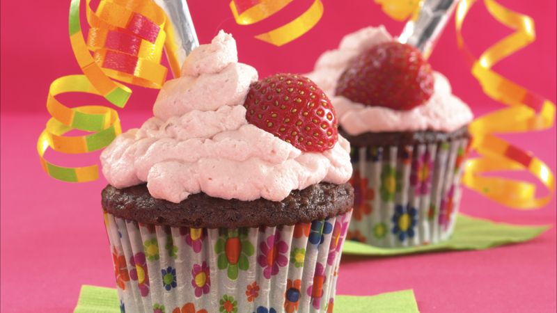 Truth-or-Dare Chocolate-Strawberry Cupcakes
