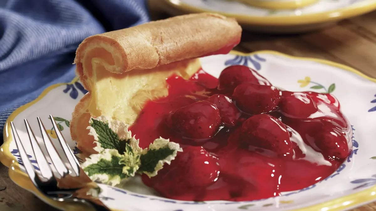 Strawberry Dutch Baby Pancake