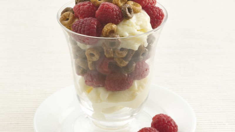 Chocolate-Raspberry Frozen Yogurt Parfaits
