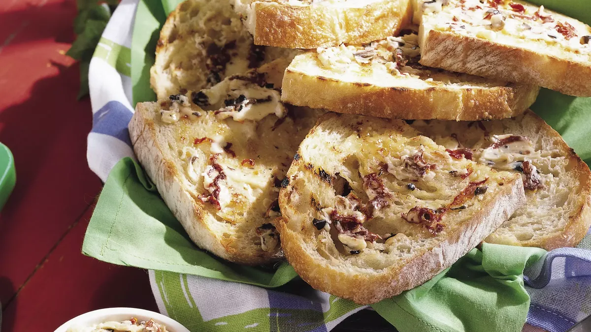 Grilled Sun-Dried Tomato Toast