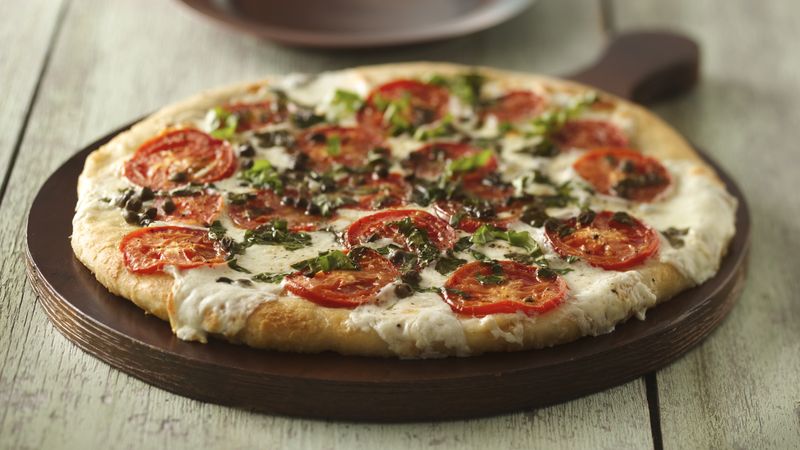 Skinny Fresh Mozzarella and Tomato Pizza