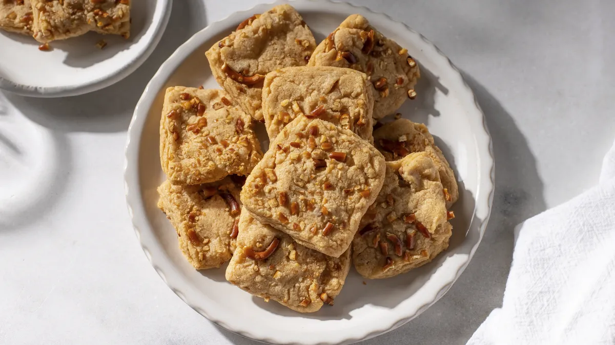 Butterscotch Pretzel Cookies